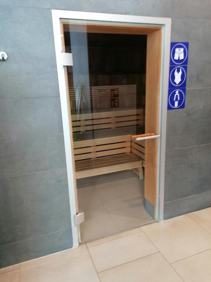 Morze Kolobrzeg Basen Kryty Apartamento Exterior foto